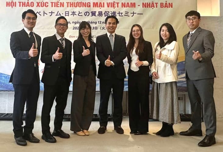 An Lac Real Estate members at the Vietnam–Japan trade promotion seminar in Tokyo